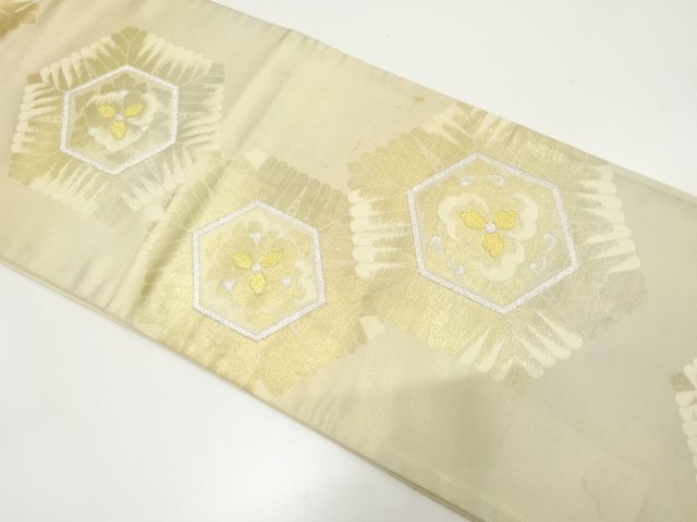 JAPANESE KIMONO / ANTIQUE TORTOISESHELL SHELL / FLOWERS / YOUNG PINE T
